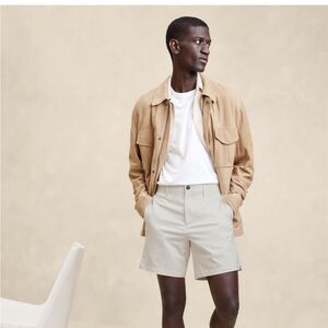 Banana Republic Core Temp Short White size 31‎ Nwt